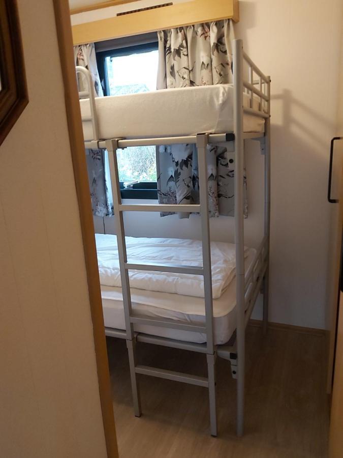 Comfortabel En Gezellig Familie Chalet Tot 6 Personen Op De Veluwe Bungalowpark De Kern Putten Εξωτερικό φωτογραφία