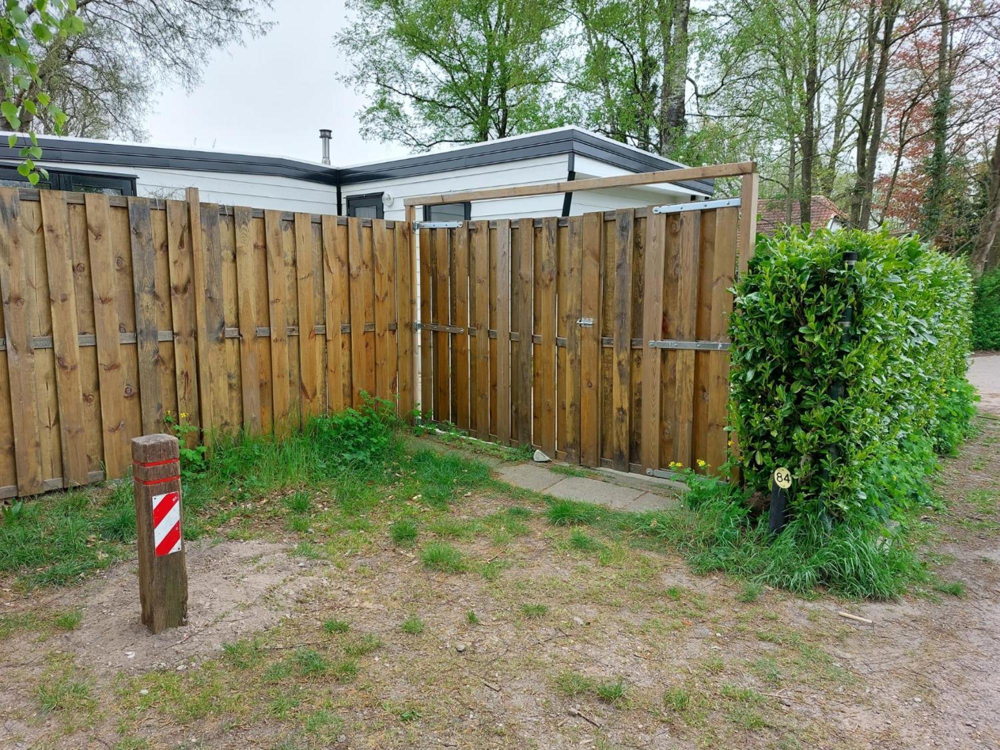 Comfortabel En Gezellig Familie Chalet Tot 6 Personen Op De Veluwe Bungalowpark De Kern Putten Εξωτερικό φωτογραφία